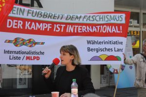 Internationalismus live Veranstaltung mit Gabi Gärtner @ Kurt-Tucholsky-Schule